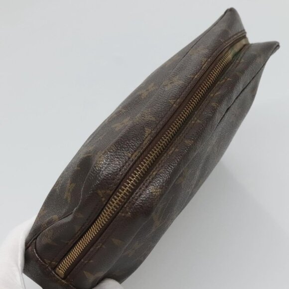 LOUIS VUITTON Monogram Trousse Toilette 23 Clutch Bag - Picture 12 of 15